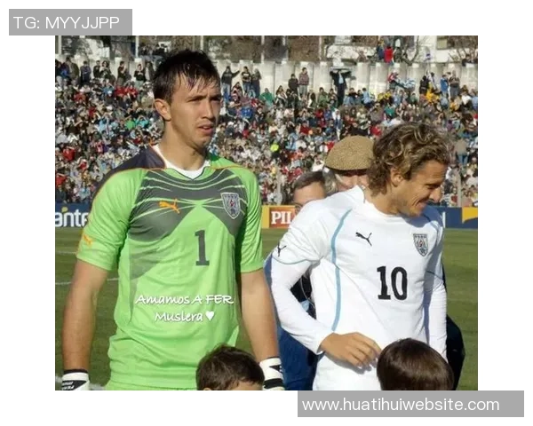 39岁乌拉圭门将穆斯莱拉重返南美助拉普拉塔大学生夺得阿甲冠军